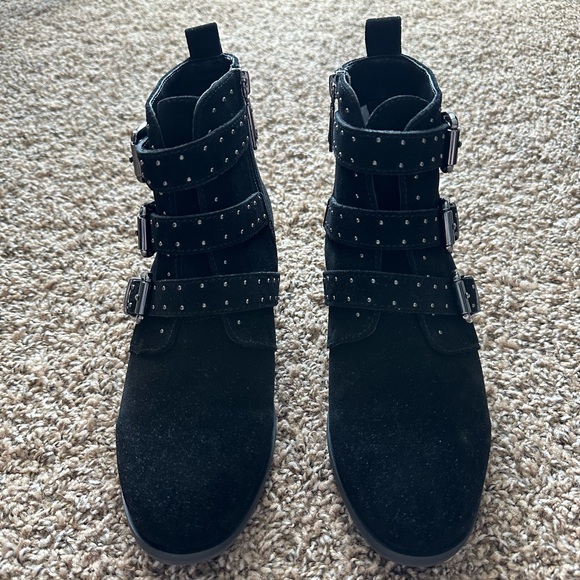 Blondo Waterproof Booties - Picture 4 of 5